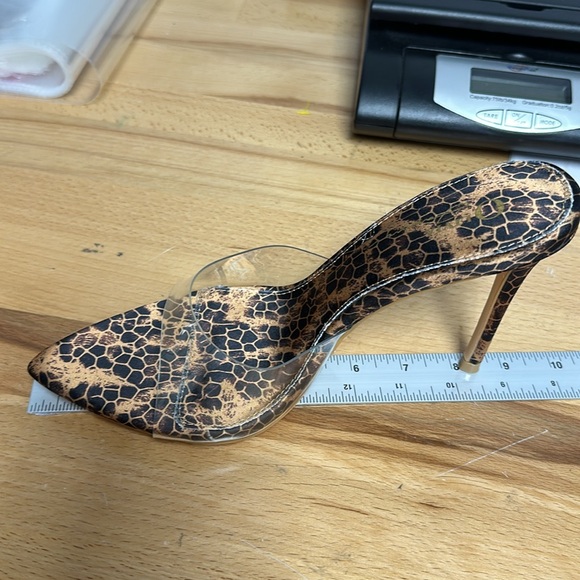 Olivia Jaymes Women's Transparent Leopard Pattern Stiletto Heeled Mule Sandals - Picture 9 of 14